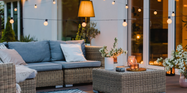Pintar Fachadas de Casas Unifamiliares / Chalets en Mataró · Pintura para Pintar Patios y Jardines