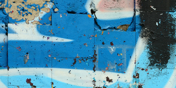 Pintar Fachadas de Naves Industriales, Fábricas y Almacenes en Mataró · Limpieza, Borrado y Eliminado de Grafiti / Pintura Antigrafiti